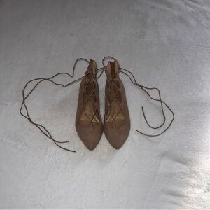 BCBGeneration Lace-Up Pointed Toe Tan Suede Flats Women’s Size 7
